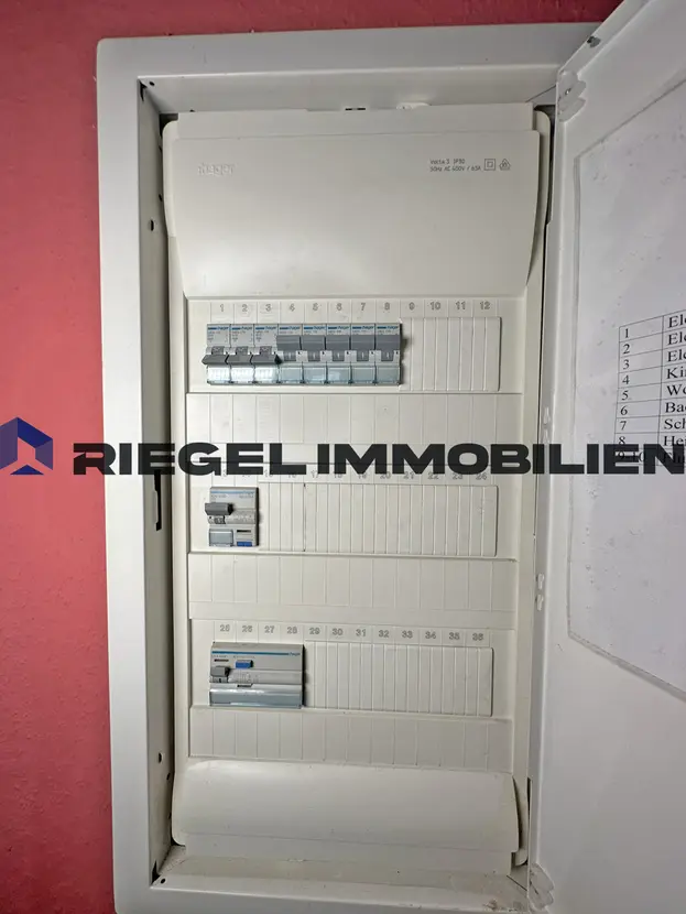 Sie hier? Wir auch! Kapitalanlage oder Eigennutz, Dachgeschosswohnung mit gelungener Raumaufteilung – Bild 4