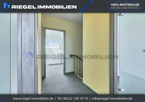 Sie hier? Wir auch! Komfortable Maisonette-Wohnung mit 2 Balkonen, Klima und Tiefgaragenstellplatz – Bild 23