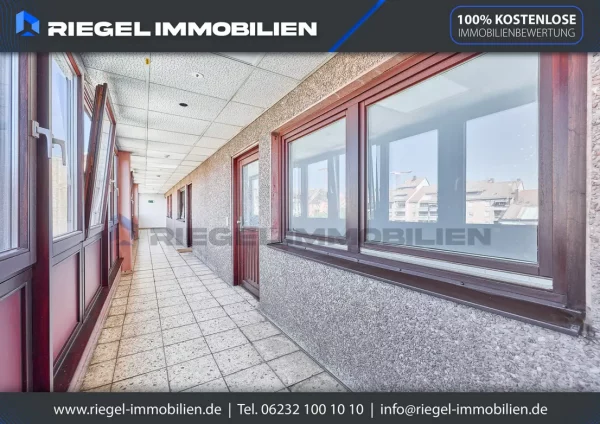 Sie hier? Wir auch! Komfortable Maisonette-Wohnung mit 2 Balkonen, Klima und Tiefgaragenstellplatz – Bild 16