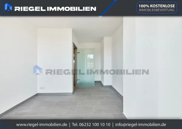 Sie hier? Wir auch! Komfortable Maisonette-Wohnung mit 2 Balkonen, Klima und Tiefgaragenstellplatz – Bild 18