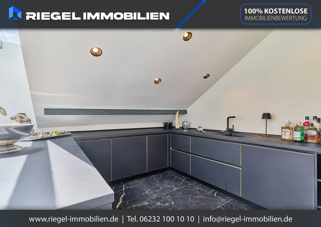 Sie hier? Wir auch! Diese außergewöhnliche Villa mit Pool bietet ein unvergleichliches Wohnerlebnis – Bild 45