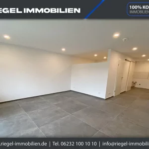 Sie hier ? Wir auch! Gepflegtes Appartement + EBK mit Duplex-TG-Stellplatz,Terrasse und Gartenanteil
